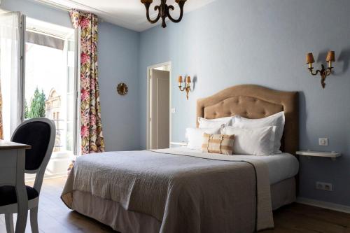 Superior Double Room image 10