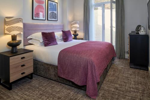 Cheval Harrington Court at South Kensington - image 14