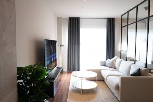 Moderno Piso Céntrico y Equipado