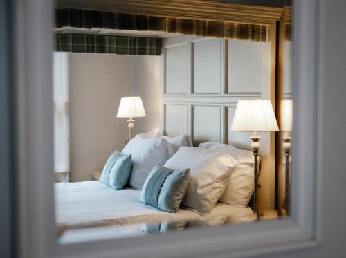 . Conyngham Arms Hotel