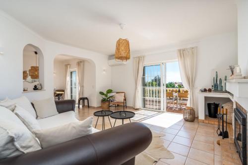 Villa Flores Comfortable holiday residence in Centro da Cidade Carvoeiro