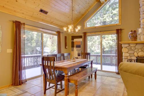 5 Mi to Dodge Ridge Cabin in Strawberry