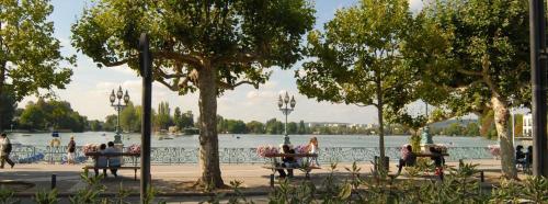 Le Rosier - Cosy Appartement à 15 min de Paris (Le Rosier - Cosy Appartement a 15 min de Paris) in Друго