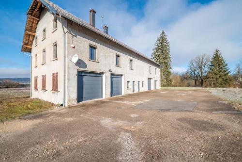 Viesnīcas āriene, La Perle Isolée - Grand appartement contemporain et chaleureux près de Pontarlier (La Perle Isolee - Grand appartement contemporain et chaleureux pres de Pontarlier) in Vuillecin