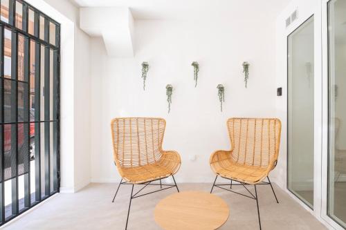 Apartment with Terrace image 2
