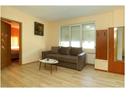 Clover- 2, Ruse (photo 10)