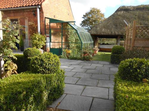 Cotenham Barn - image 9
