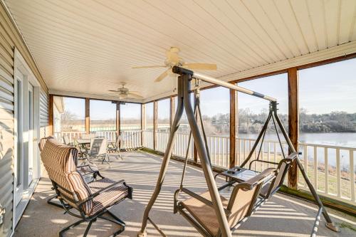 . Walk to Ohio River: Golconda Home w/ Water Views!