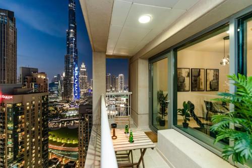 King 1BR Apartment With Burj Khalifa & Fountain View, Dubai (foto 3)
