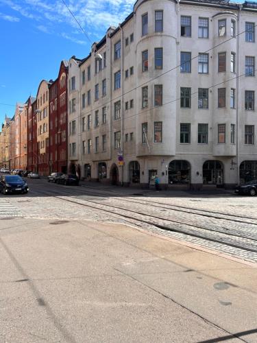 Exterior view, Art gallery room with own entrance at the centre of Helsinki in Ullanlinna