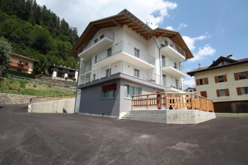 Casa Ai Stabli 3, Mezzana