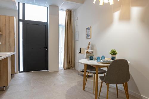 RM1 - Loft Valencia cómodos estudios dúplex cerca a la Avenida del Puerto, Valencia (foto 10)
