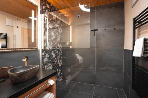 Boutique Apartment Sonnenhang - image 11
