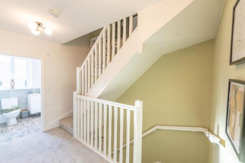 The Show Home - Grange Meadows 7 Adults 2 Kids in Oldham