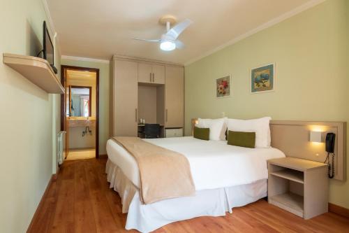 Luxury Double Room image 3