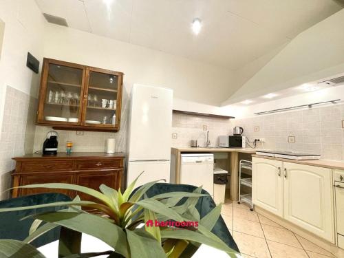 кухня, BARI ROOMS Abate Gimma in Барі