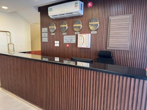 Фойє, Marine Beach Apartment in Манама
