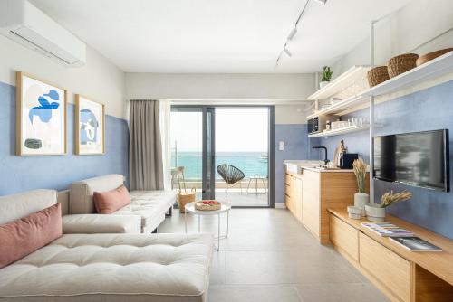 ELADIA Suites, 2nd Floor - Lagomandra Beach