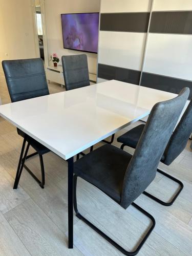 Moderne FerienWohnung NeuBau Merzig Moderne FerienWohnung NeuBau Merzig