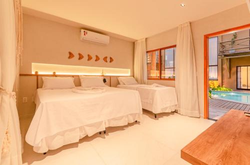 1 queen bed, 1 twin bed