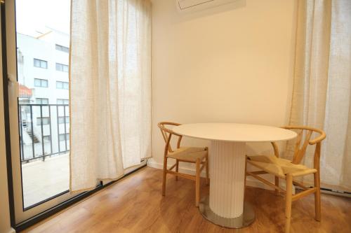 Letter 63 - Sanches Apartments - image 4