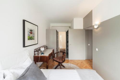 Superior Apartment image 10