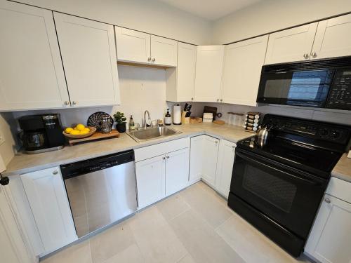 Clintonville Charmer - Central, Arcade, Selfie Wall in เวิร์ธิงตัน