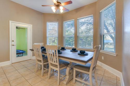 Serene 50-Acre Nature Retreat Near Melissa & Anna in Weston (TX)