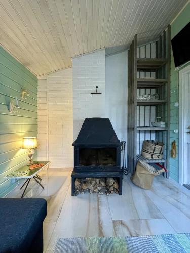 Cozy Cabin with a Beautiful Sauna Near Lake