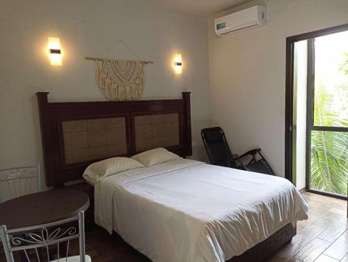 Hostal 230 Room Type - Standard Double Room