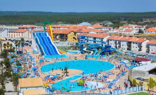 สวนน้ำ, Casa das Flores Leiria Silvercoast Portugal in มอนเตเรดอนโด