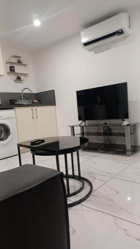 Cozy and well located apartment in Трембле-ен-Франс