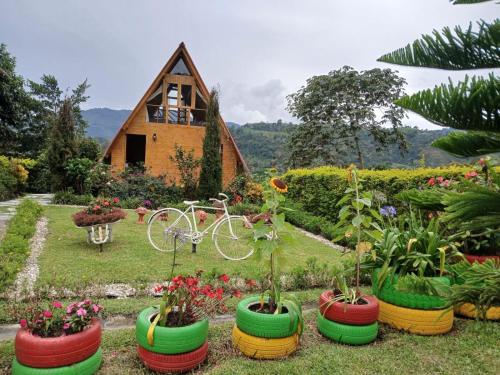 2 bedrooms, 4 beds