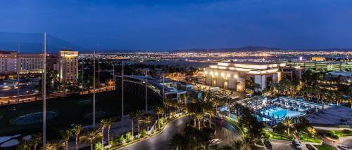 MGM Signature 1BR with Balcony 08714, Las Vegas (photo 5)