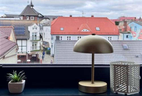 One-Bedroom Apartment with City View image 4