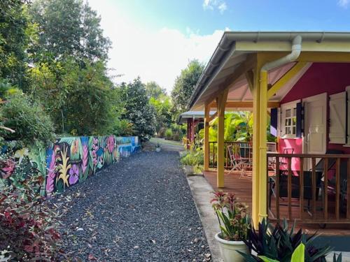 Jardin des Anges-Bungalows créoles et studio (Jardin des Anges-Bungalows creoles et studio) in Le Moule