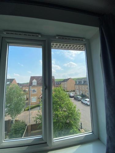 The Leeds Retreat - 4 Bedroom Townhouse in Far Royds
