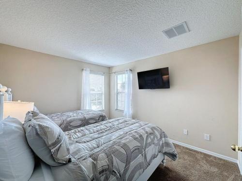 Emerald Island Four Bed Pool Home close to Disney villa - image 4