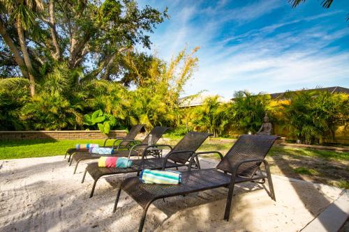 Beach Cottage with heated pool just off Siesta Key in Sarasota, USA