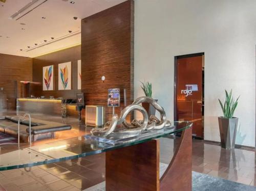 The Celine Riviera Suite at Palms Place, Las Vegas (photo 10)