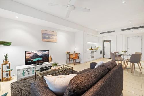Zen By The Sea 1BR Seaview with Pool - Balcony Dining, Дарвин (фото 5)