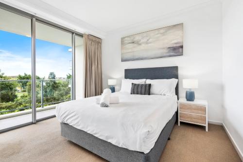 636357914 Harbour Quays Apartments
