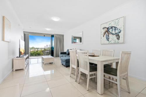 636358488 Harbour Quays Apartments