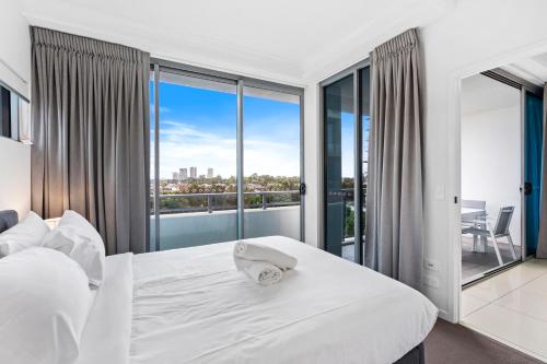 636358491 Harbour Quays Apartments
