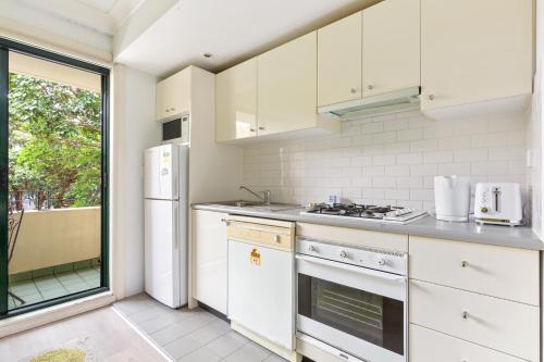 Serene Studio with Balcony in Prime Location - image 4