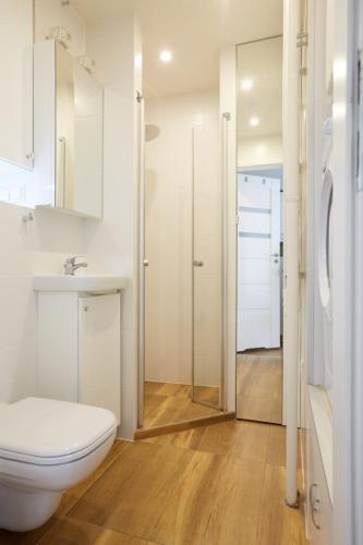 Studio in Centro Stile Varsavia con Check-in Automatico H24, Casale Monferrato (photo 6)