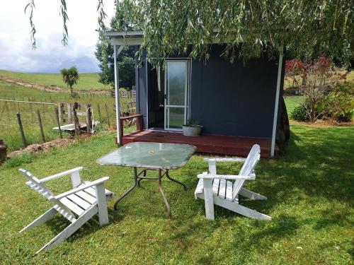 Waitomo Farmstay - Cabin 3 or 4 in Hangatiki