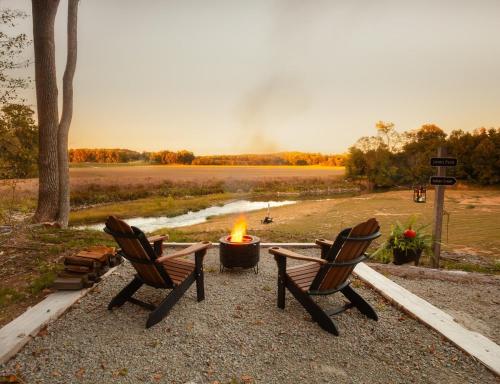 Coral Ridge on Indian Creek-A Couples Getaway in Savannah, USA