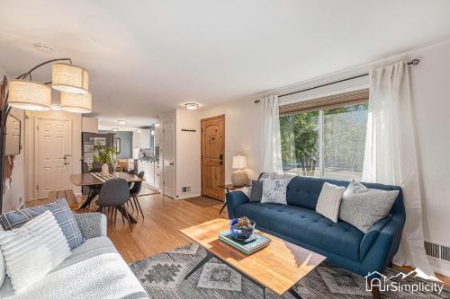 Two Incredible Homes - 07 Miles Apart Two Incredible Homes - 07 Miles Apart