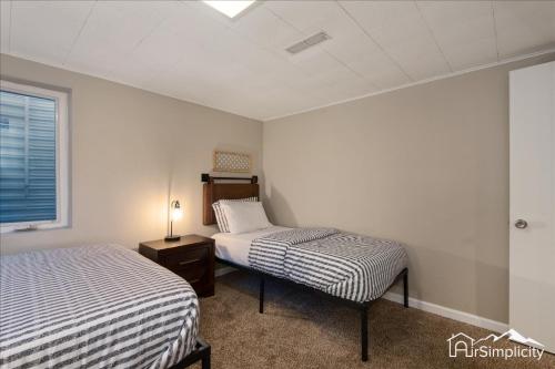 Two Incredible Homes - 07 Miles Apart Two Incredible Homes - 07 Miles Apart